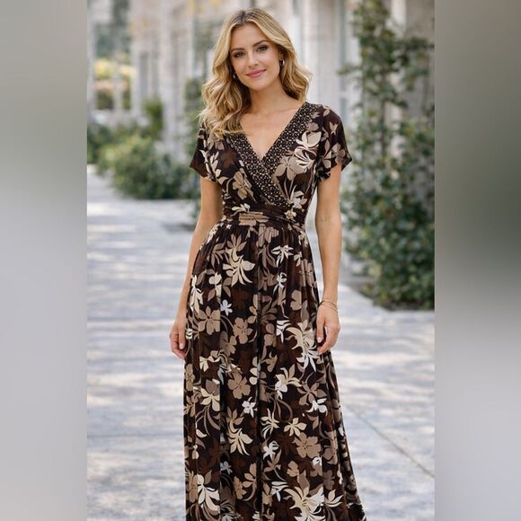 croft & barrow Dresses & Skirts - Croft & Barrow Women's Floral Brown Earthy V Neck Neautral Maxi Dress Size Small